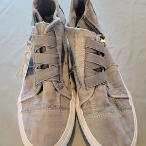 NEW WITH TAGS BLOWFISH SLIP ON SHOES